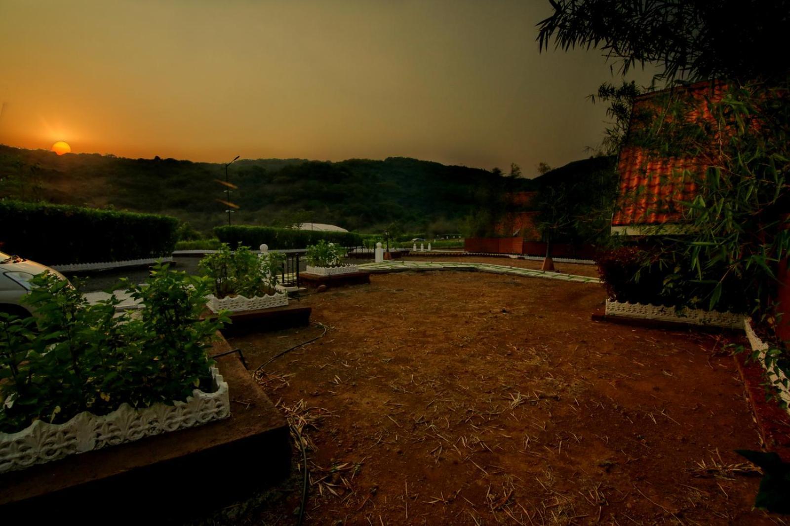 Nostravila โลนาวาลา ภายนอก รูปภาพ